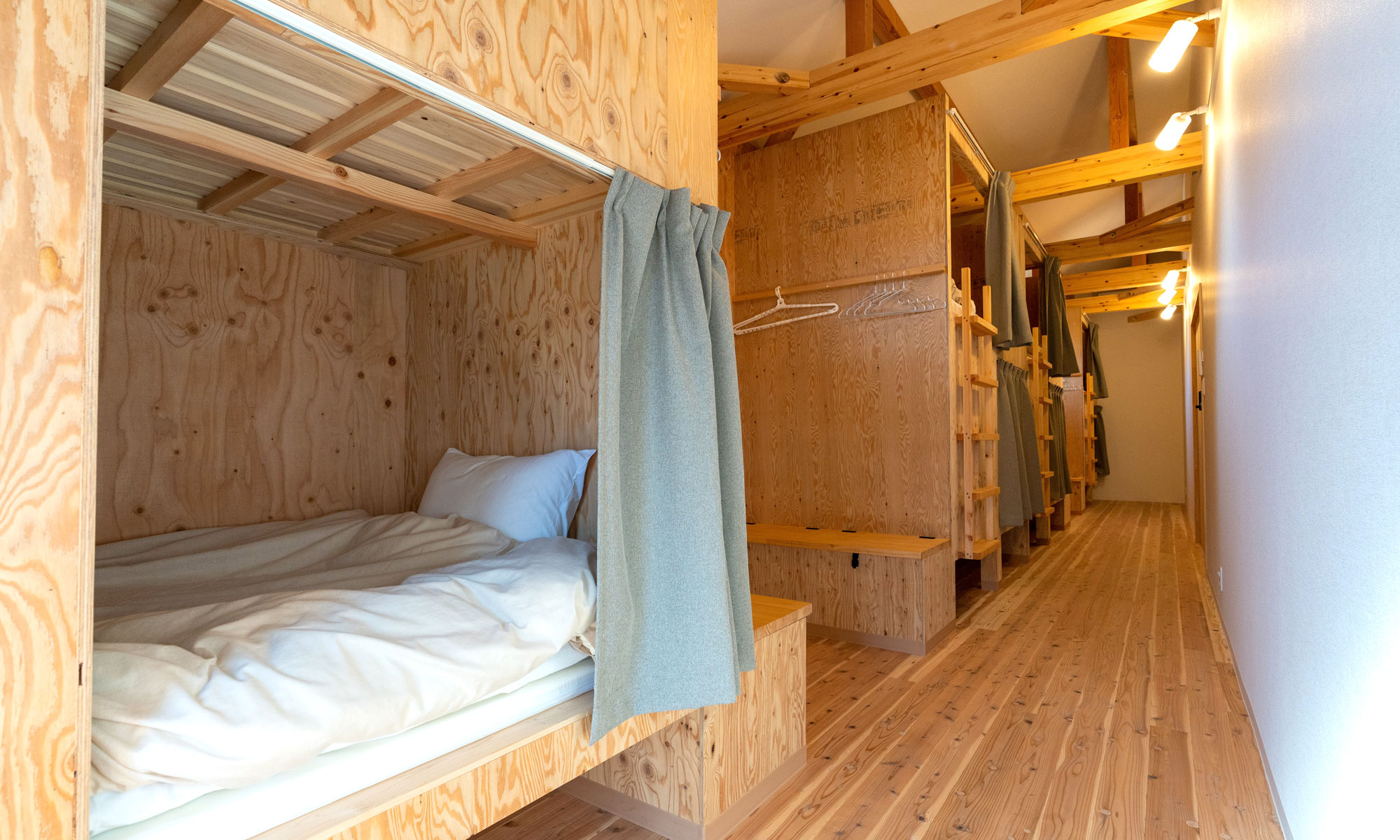 BED N CHILL 七宝屋