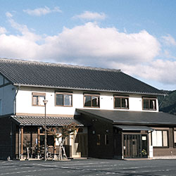 まなべ旅館