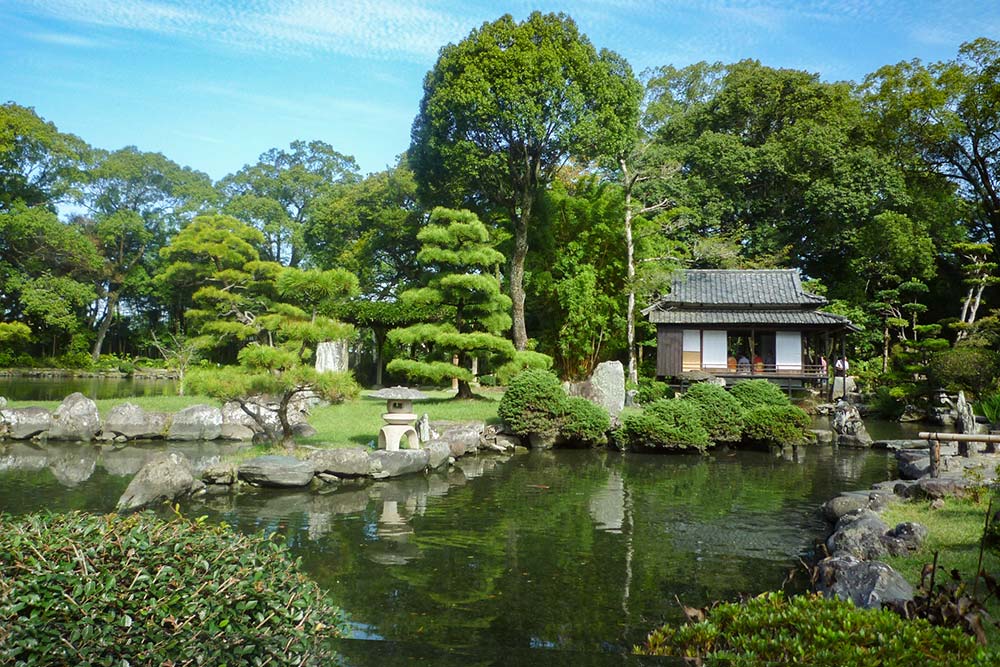 天赦園