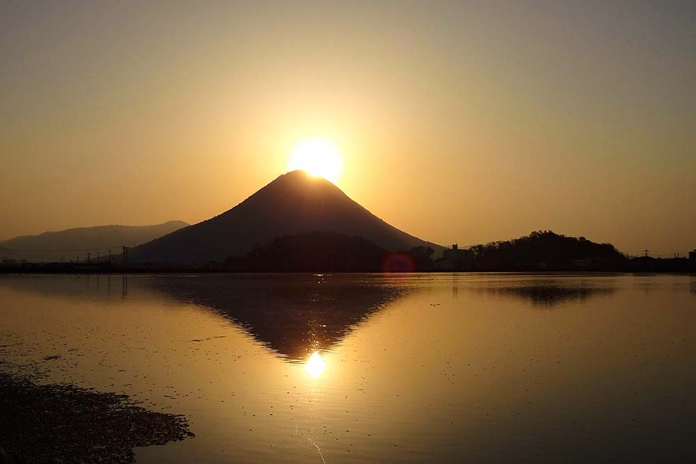 飯野山（讃岐富士）